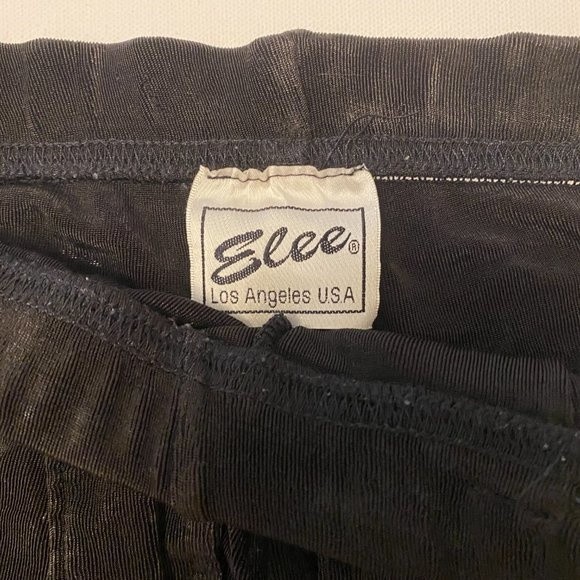 Elee Los Angeles Men's meshish type material shorts, stretchy - Picture 3 of 5